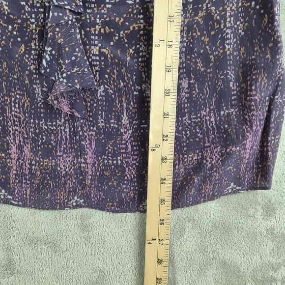 Vintage Banana Republic Top Medium Purple Patterned Silk Ruffle Neck Lightweight - Picture 4 of 13
